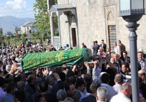 Aksak kayınpederini kaybetti